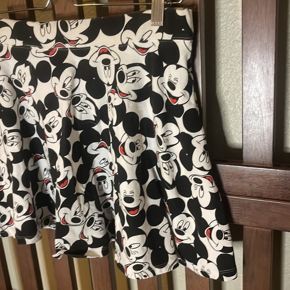 Vintage Disney Skirt - Picture 2 of 2